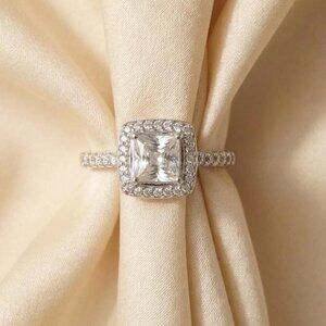 Ring Sterling Silver Halo Clear Stone Statement Ring Size 6.75